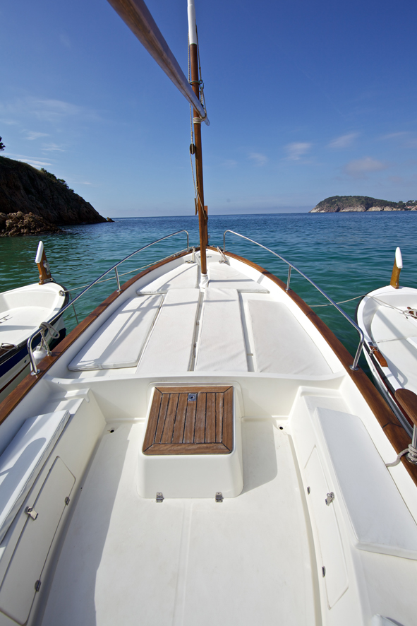 sailing costa brava with traditional boat